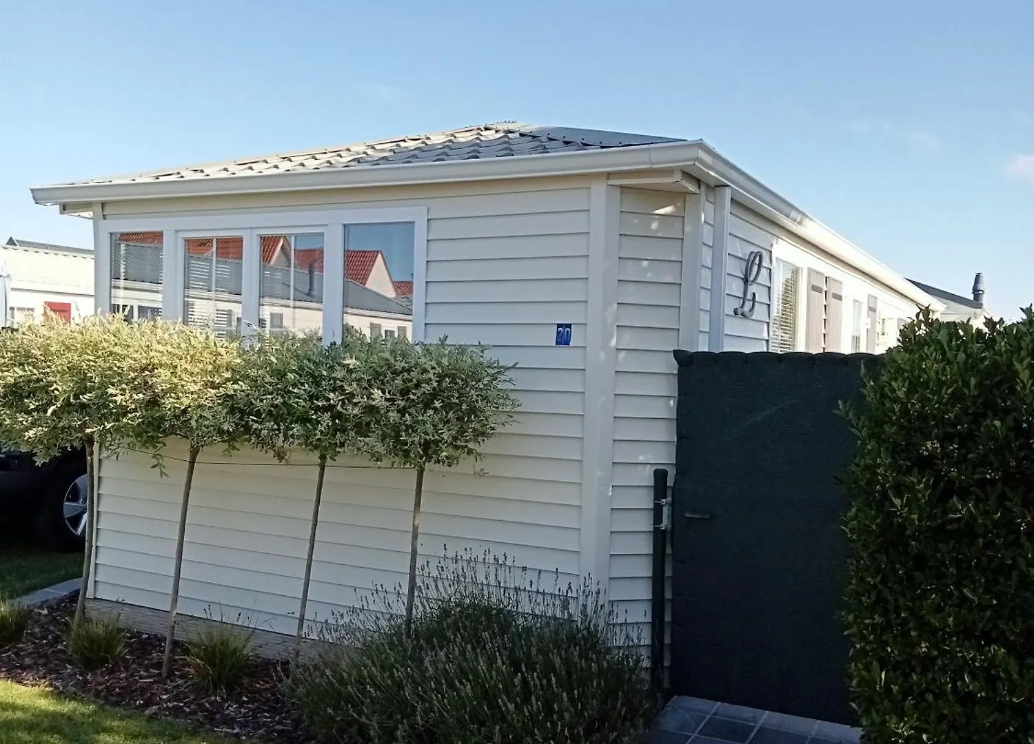 Superdeluxe Stacaravan Met Eigen Tuin En Parkeerplaats Nr 20 Bredene 0*,  Belgium
