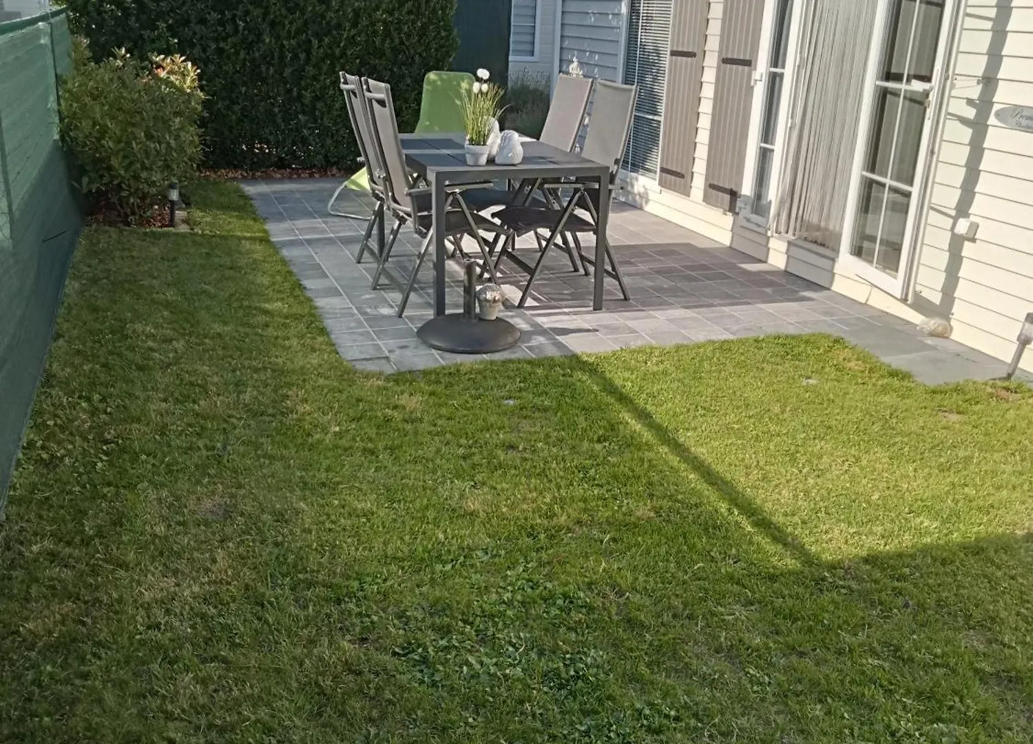 Campsite Superdeluxe Stacaravan Met Eigen Tuin En Parkeerplaats Nr 20 Bredene